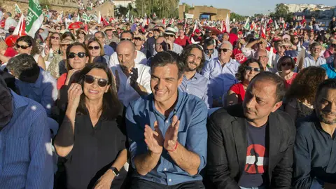 Mitin Pedro Sanchez Sevilla