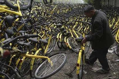 El Gobierno chino regular&aacute; las bicicletas compartidas tras el enorme crecimiento