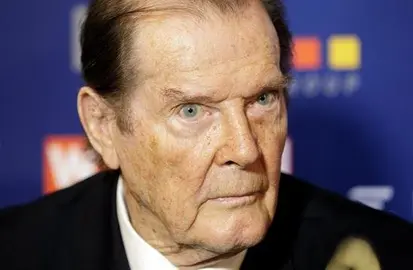 Muere Roger Moore, el actor de James Bond y "El Santo"