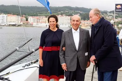 Don Juan Carlos asiste a la botadura del Nuevo Brib&oacute;n en Sanxenxo
