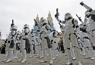 Los personajes de Star Wars vuelven a tomar Compostela