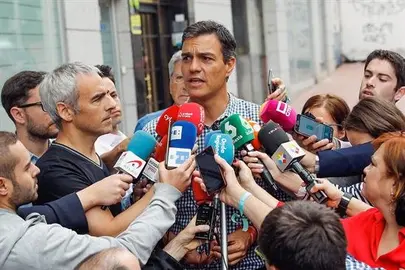 Afines a S&aacute;nchez se desvinculan "absolutamente" de lista aprobada en Huelva