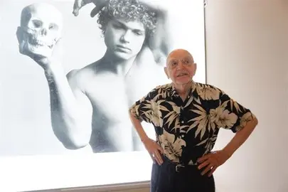 Llegan a Barcelona las im&aacute;genes de Duane Michals, renovador de la fotograf&iacute;a