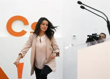 Arrimadas cree que a Mar&iacute; solo le queda dejar sus cargos tras atacar a Cs