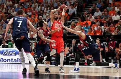 El Valencia Basket elimina al Baskonia y se jugar&aacute; la Liga ante el Real Madrid