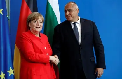 Merkel conf&iacute;a en la pronta negociaci&oacute;n del "brexit" tras las elecciones en Reino Unido