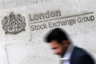 La Bolsa de Londres sube un 0,37 % tras la ca&iacute;da de la libra por el resultado electoral