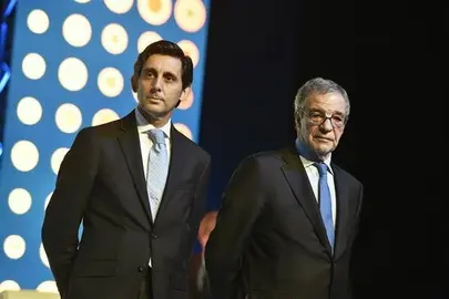 &Aacute;lvarez-Pallete agradece a Alierta sus muchos a&ntilde;os de dedicaci&oacute;n a Telef&oacute;nica