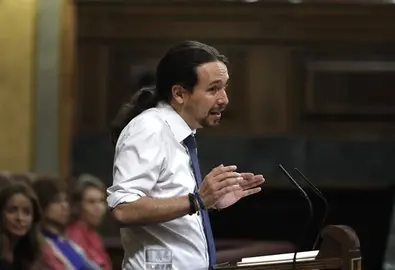 Iglesias y S&aacute;nchez intercambian mensajes y hablar&aacute;n tras el congreso del PSOE