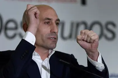 Rubiales anuncia que se presentar&aacute; a la reelecci&oacute;n