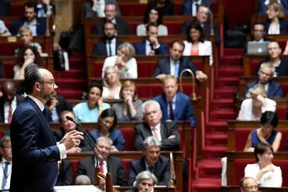 El Gobierno franc&eacute;s promete bajar el gasto p&uacute;blico y la presi&oacute;n fiscal
