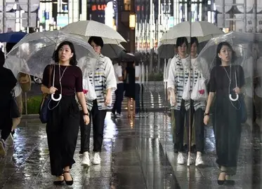 Seis desaparecidos y medio mill&oacute;n evacuados por lluvias torrenciales en Jap&oacute;n