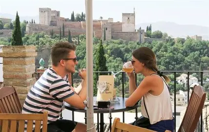Veintisiete provincias en alerta por calor, C&oacute;rdoba y Ja&eacute;n en riesgo extremo