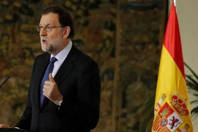 Rajoy viaja a Catalu&ntilde;a en medio del pulso con Puigdemont por el refer&eacute;ndum