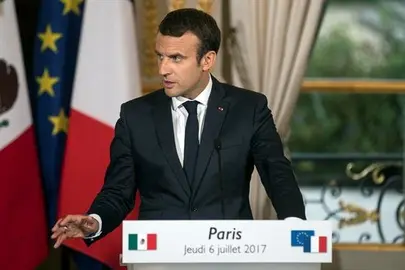 Macron dice que el presupuesto de Defensa ser&aacute; el &uacute;nico que aumentar&aacute; en 2018