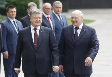 Poroshenko exigir&aacute; m&aacute;s sanciones contra Mosc&uacute; si no cesa el fuego en Ucrania