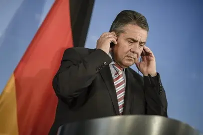 El ministro alem&aacute;n de Exteriores manda un mensaje de calma a los turcos en Alemania