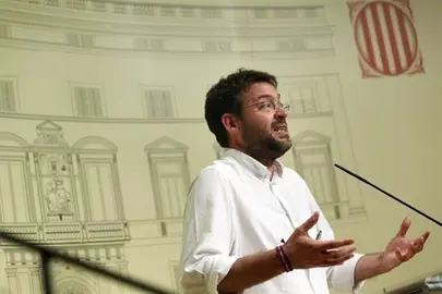 Podem consultar&aacute; a sus bases sobre refer&eacute;ndum del 1-O y confluencia con Colau