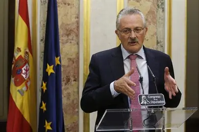 El diputado Antonio Trev&iacute;n deja su esca&ntilde;o por discrepancias con Pedro S&aacute;nchez