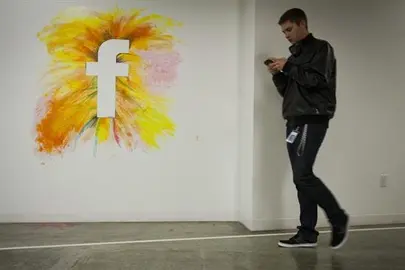 Facebook lanza Watch, una secci&oacute;n de v&iacute;deos con series y contenido original