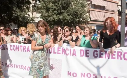 Rivas dice por carta que est&aacute; huida,pero cree no hacer "nada fuera de la ley"