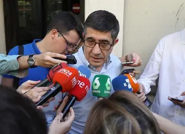 El PSOE asegura que la sociedad "est&aacute; reclamando un pacto constitucional"