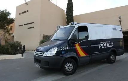Detenidos 5 miembros de una red nigeriana de prostituci&oacute;n y liberadas 4 v&iacute;ctimas