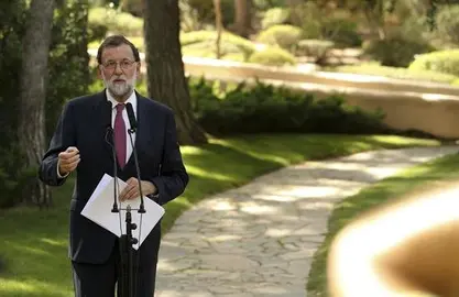 Rajoy habla con su hom&oacute;logo canadiense y le agradece su apoyo tras los atentados