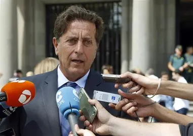 Podemos califica de "bomba flotante" al Cheshire y pide medidas urgentes