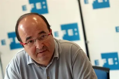 Iceta: "Colau nos ha asegurado que Barcelona no se saltar&aacute; la ley en el 1-O"