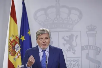 M&eacute;ndez de Vigo: "Hoy es un d&iacute;a triste y de verg&uuml;enza para la democracia"