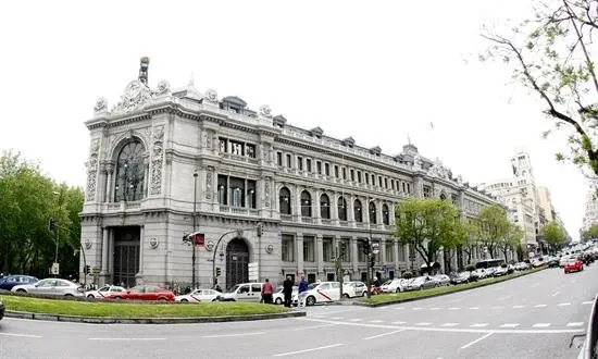 La deuda p&uacute;blica cierra 2016 en 1.105.627 millones, un 98,98 % del PIB