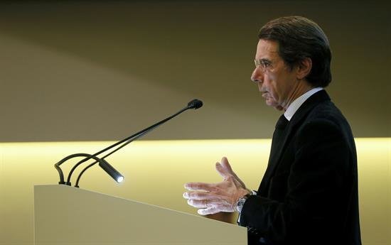 Aznar: "Lo peor en Cataluña es que la ilegalidad sea la norma"