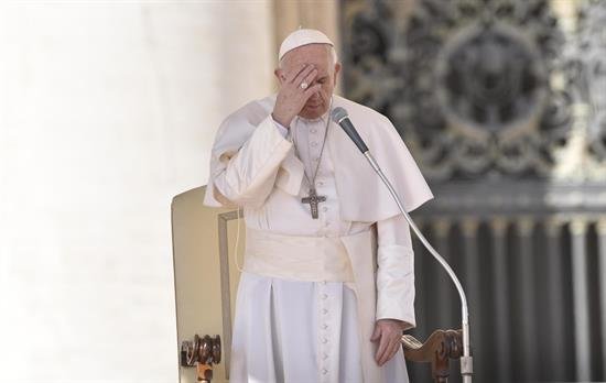 El papa visitará a las familias de Milán y reunirá a los jóvenes en San Siro