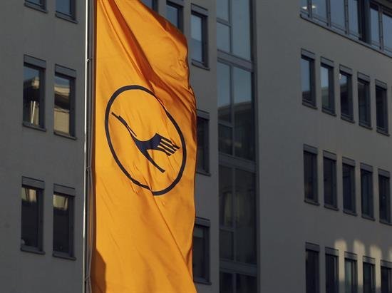 Lufthansa ganó 1.776 millones de euros en 2016, un 4,6 % más que en 2015