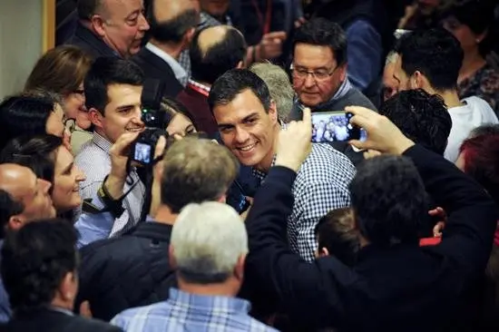 El equipo de Pedro S&aacute;nchez pide incorporar el voto telem&aacute;tico a las primarias