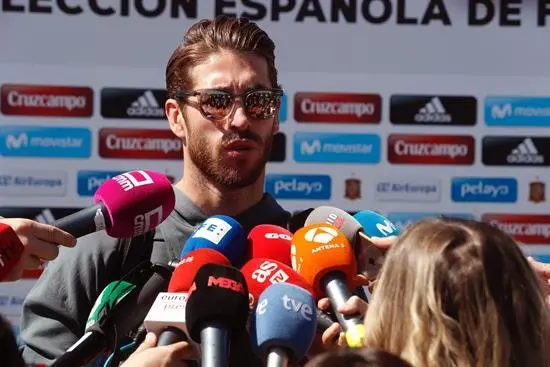 Ramos: Nos gusta el morbo a Piqu&eacute; y a m&iacute;; ahora nos daremos un abrazo