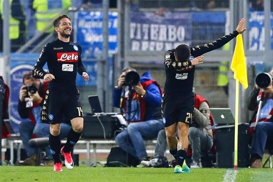 Callejón e Insigne golean al Lazio (0-3) y acercan al Nápoles a Liga Campeones