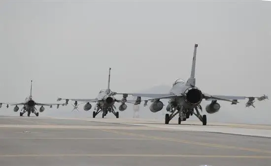 Se&uacute;l y Washington comienzan maniobras a&eacute;reas entre tensiones con Pyongyang