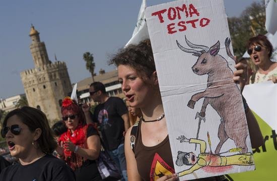 Manifestación antitaurina en Sevilla reclama la abolición de la tauromaquia