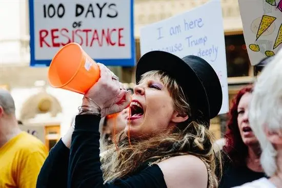 Protesta ante la Torre Trump de Nueva York contra la pol&iacute;tica sobre el clima