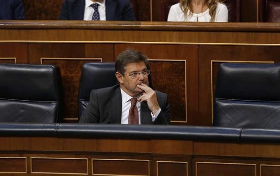 El Congreso reprueba a Catalá, Maza y Moix con el apoyo de toda la oposición