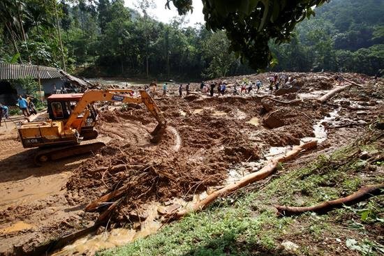 Se elevan a 164 los muertos por las lluvias en Sri Lanka