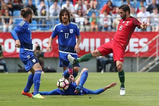 4-0. Portugal golea sin Cristiano y sin esfuerzo a Chipre