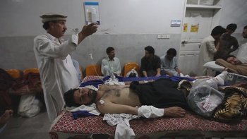 Al menos 25 muertos y a 100 heridos en el segundo atentado en Pakistán