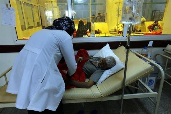 La OMS dice que la epidemia de cólera en Yemen es la peor del mundo con 5.000 casos al día