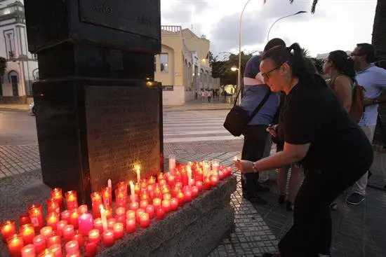 La Comisi&oacute;n Isl&aacute;mica de Melilla condena "un acto inhumano contra inocentes"