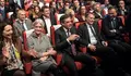 Sarkozy propone una reuni&oacute;n a tres con Jupp&eacute; y Fillon para arreglar la crisis