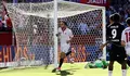 4-2. El Sevilla se redime ante un D&eacute;por que sigue cerca del abismo