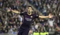 El Bar&ccedil;a sigue l&iacute;der tras sudar un triunfo por 0-3 en el derbi barcelon&eacute;s